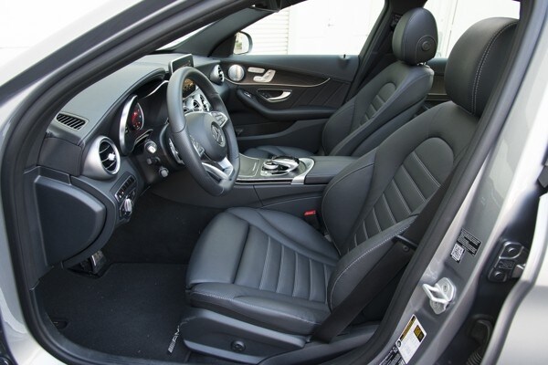 kelley-blue-book-best-buy-2015-mercedes-benz-c-class-20-600-001