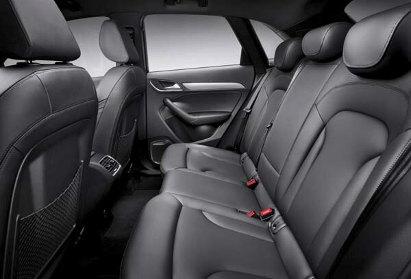 2015-audi-q3-interior-rear-600-001