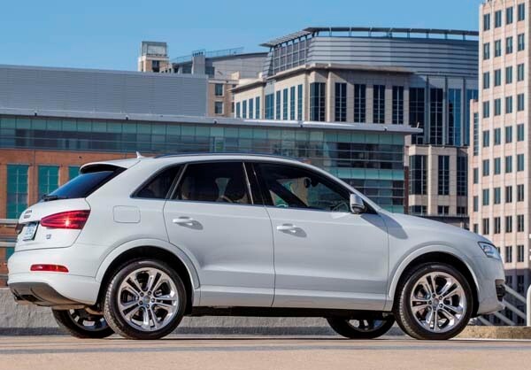 2015-audi-q3-static-profile2-600-001