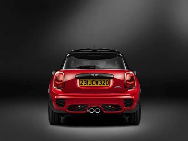 2015-mini-john-cooper-works-hardtop-16-600-001