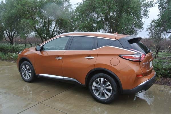 2015-nissan-murano-57-600-001