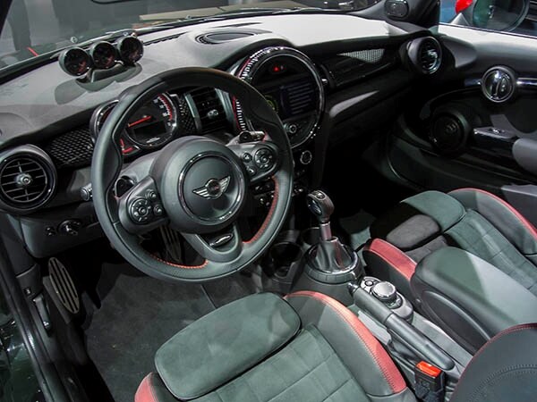 2016-mini-cooper-jcw-06-600-001