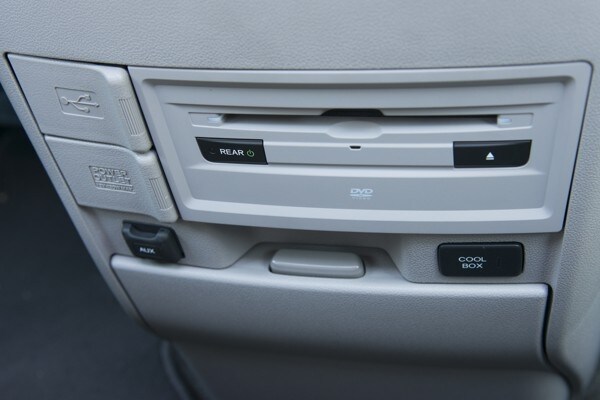kelley-blue-book-best-buy-2015-honda-odyssey-39-600-001
