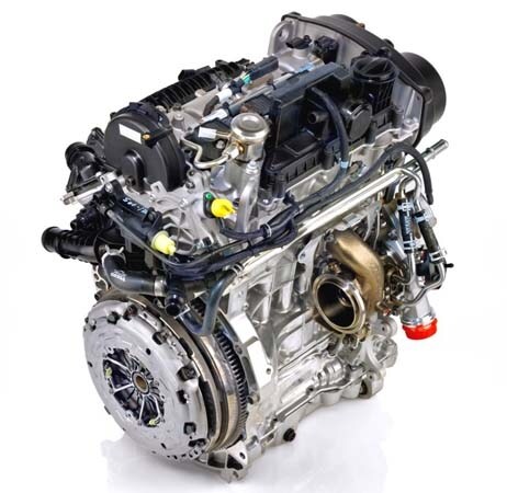 volvo-3-cylinder-drive-e-engine-rear-overhead-bare-1-600-001