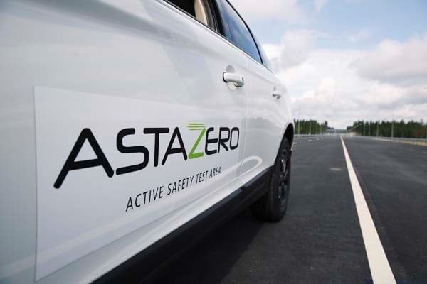 volvo-astaaero-32-600-001