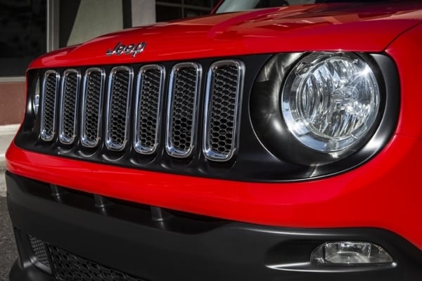 2015-jeep-renegade-25-600-001