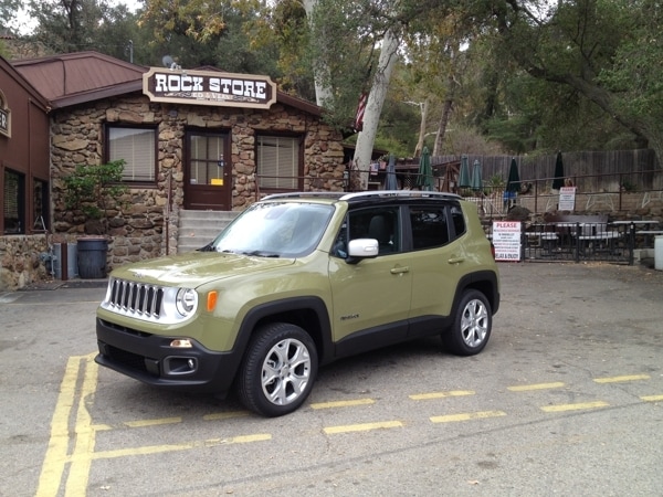 2015-jeep-renegade-3-600-001