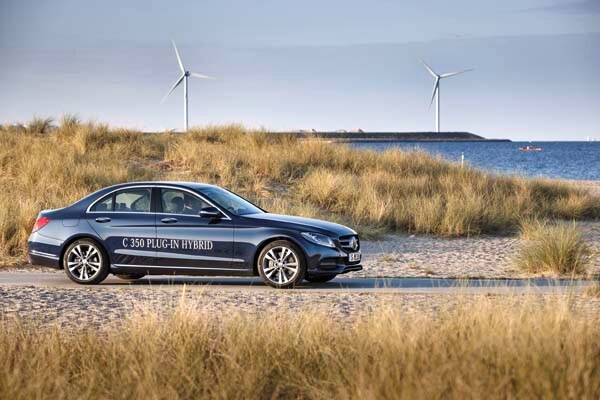 2015-mercedes-benz-c350-plugin-3-600-001