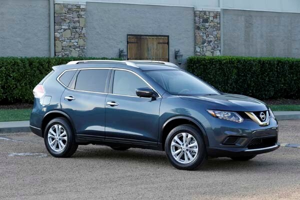 2015-nissan-rogue-6-600-001