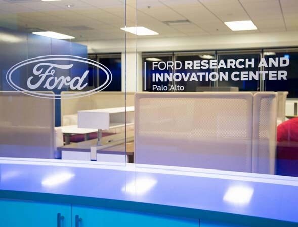 ford-r-d-center-palo-alto-sign-600-001