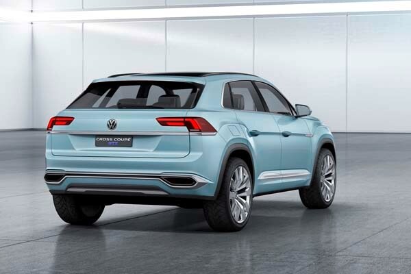 volkswagen-cross-coupe-gte-15-600-001
