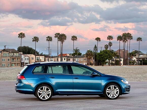2015-volkswagen-golf-sportwagon-exterior-04-600-001