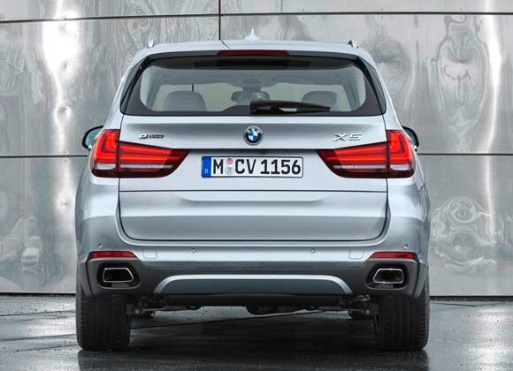 2016-bmw-x5-xdrive40e-tail-on-static1-600-001