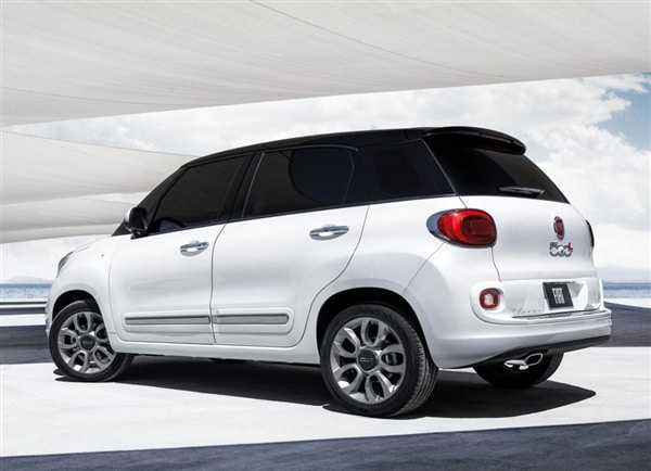 2014-fiat-500l-rear-static-600-001