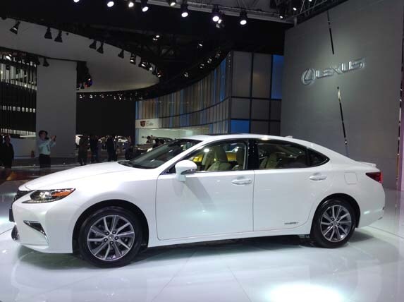 2016-lexus-es-shanghai-2-600-001