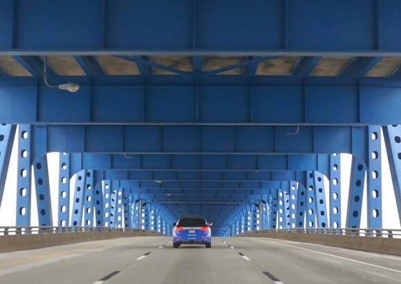 delphi-autonomous-driving-car-cross-country6-bridge-600-001