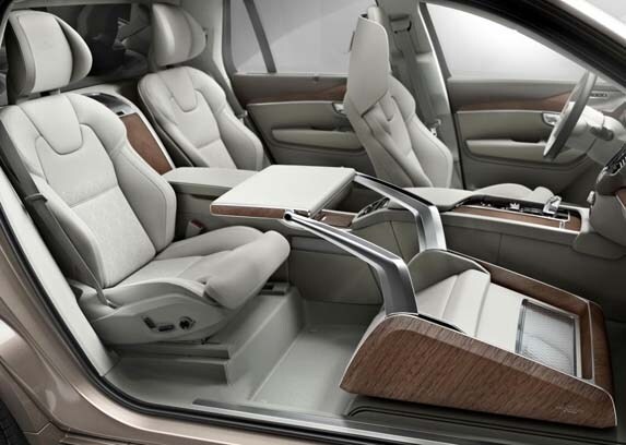 volvo-xc90-excellence-lounge-console-concept-interior-look-in-table-up-600-001