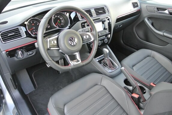 2015-vw-jetta-gli-qt-13-600-001