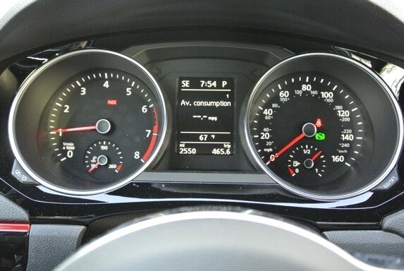 2015-vw-jetta-gli-qt-15-600-001