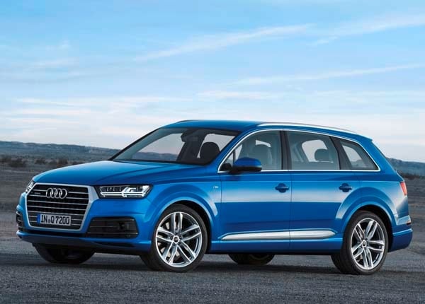 2016-audi-q7-front-static6-600-001
