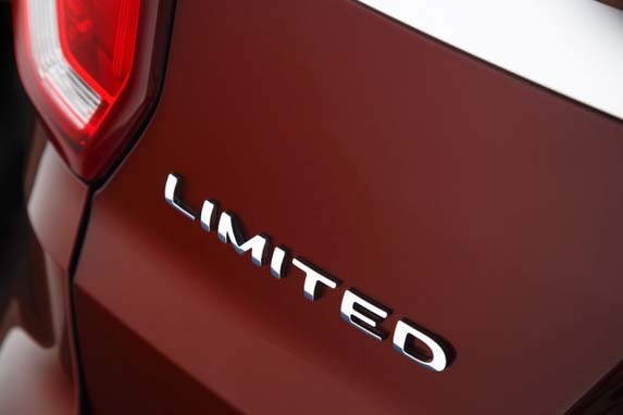 2016-ford-explorer-sport-and-limited-22-600-001
