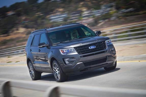 2016-ford-explorer-sport-and-limited-26-600-001