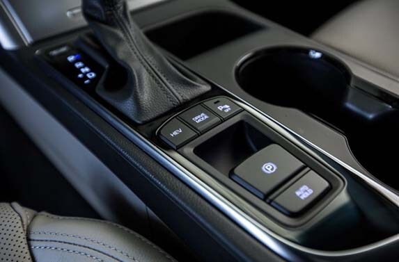 2016-hyundai-sonata-plug-in-hybrid-24-600-001