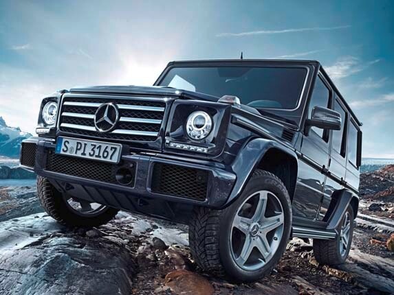 2016-mercedes-benz-g550-front-static1-lead-600-001