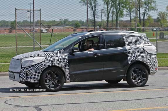 2017-ford-escape-6-600-001