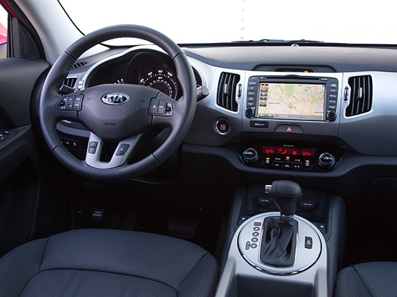 compact-suv-comparison-test-2015-kia-sportage-15-600-001