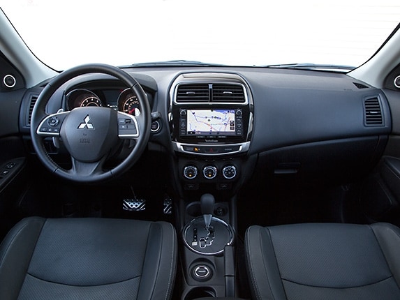 compact-suv-comparison-test-2015-mitsubishi-outlander-sport-15-600-001