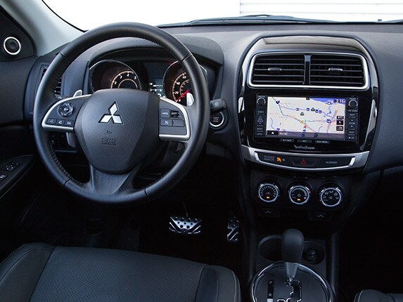 compact-suv-comparison-test-2015-mitsubishi-outlander-sport-16-600-001