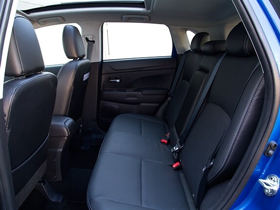 compact-suv-comparison-test-2015-mitsubishi-outlander-sport-23-600-001
