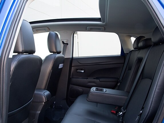 compact-suv-comparison-test-2015-mitsubishi-outlander-sport-25-600-001