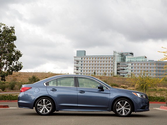 midsize-sedan-comparison-test-2015-subaru-legacy-20-600-001