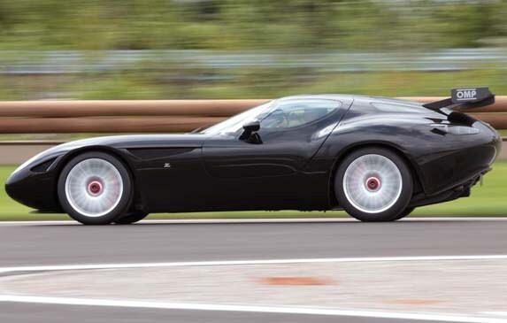 zagato-maserati-mostro-pan-action1-600-001