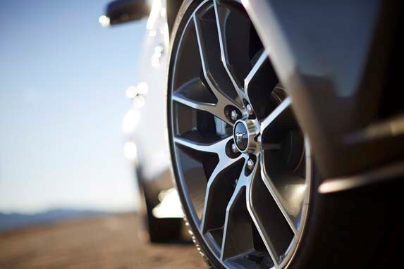 15fordmustang_84_hr-600-001