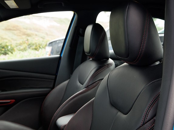 2015-dodge-dart-compact-car-comparison-12-600-001