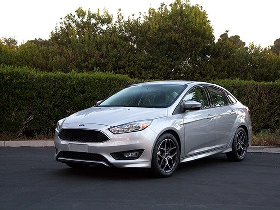 2015-ford-focus-compact-car-comparison-04-600-001