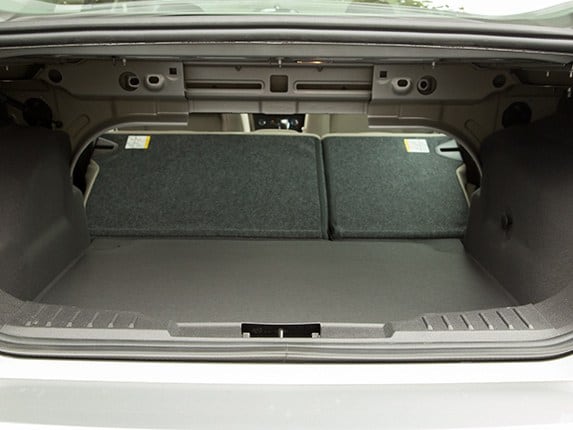 2015-ford-focus-compact-car-comparison-22-600-001