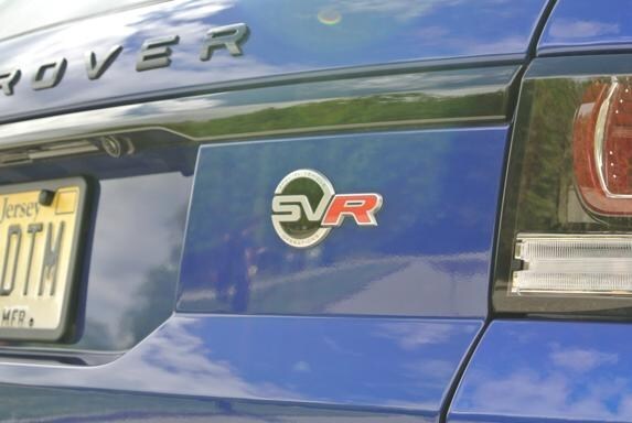 2015-range-rover-sport-svr-5-600-001
