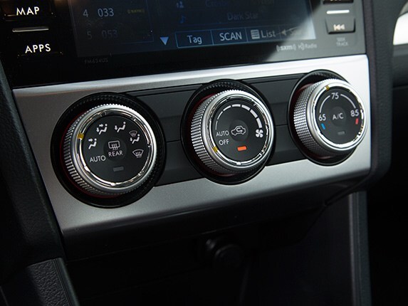 2015-subaru-impreza-compact-car-comparison-05-600-001