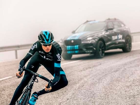 2016-jaguar-f-pace-tour-de-france-teaser-front-action1-600-001