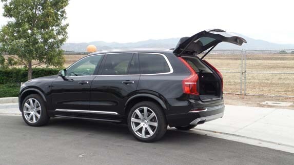 2016-volvo-xc90-qt-23-600-001