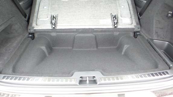 2016-volvo-xc90-qt-25-600-001