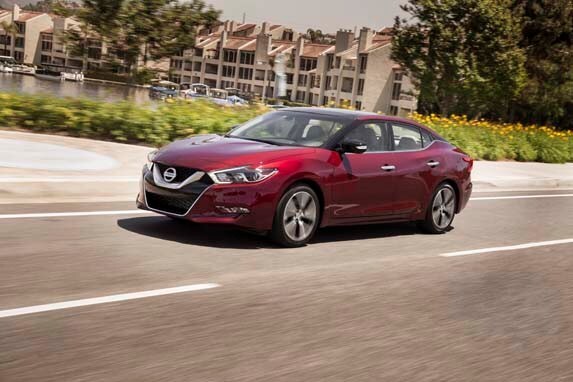 2016_nissan_maxima_11-600-001