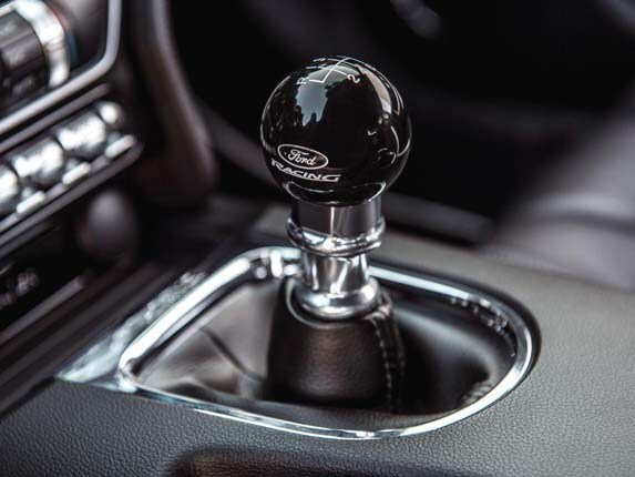 2015-ford-apollo-edition-mustang-6-speed-shifter1-600-001
