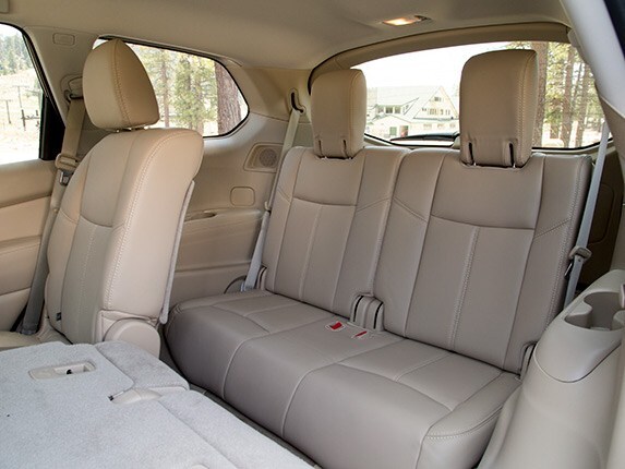 2015-nissan-pathfinder-comparison-27-600-001
