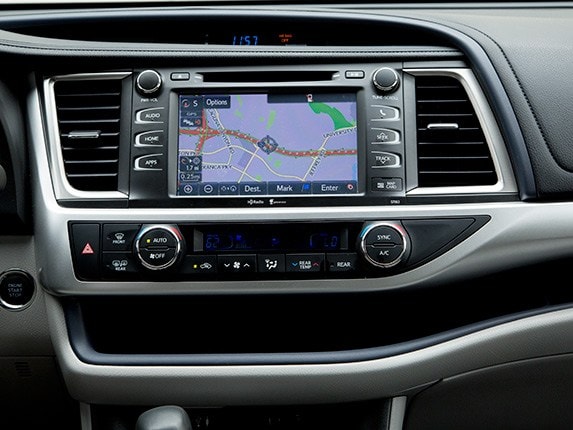 2015-toyota-highlander-20-600-001