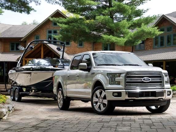 2016-ford-f150-limited-front-static-with-trailerl1-lead-600-001